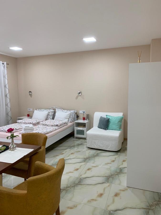 Ferienwohnung Lilly Palić Exterior foto